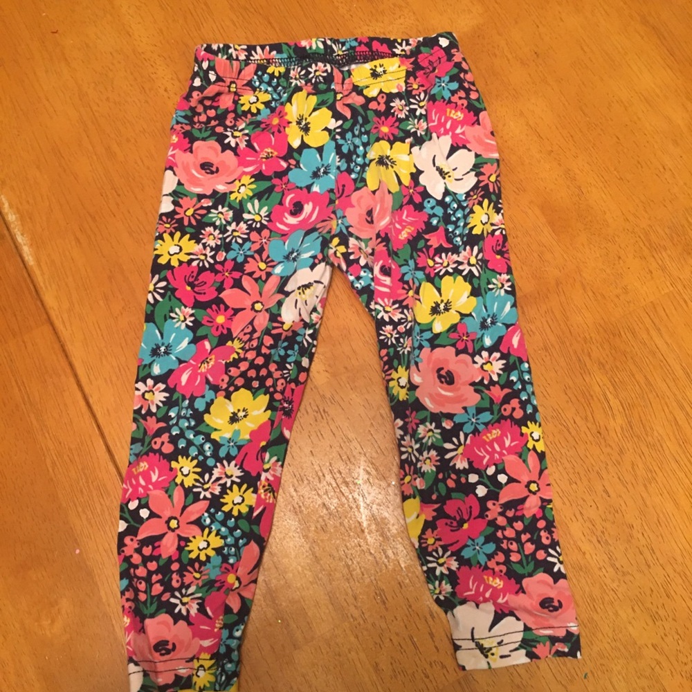 3 pairs of leggings